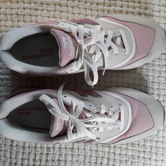 New Balance 997N - Size 9.5 - Picture 4 of 6